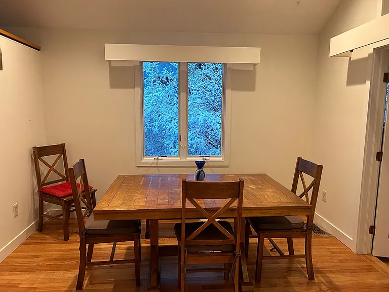 10 Cortland Dr — Photo 5