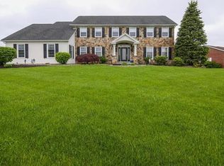 4065 Ascot Cir, Allentown, PA 18103