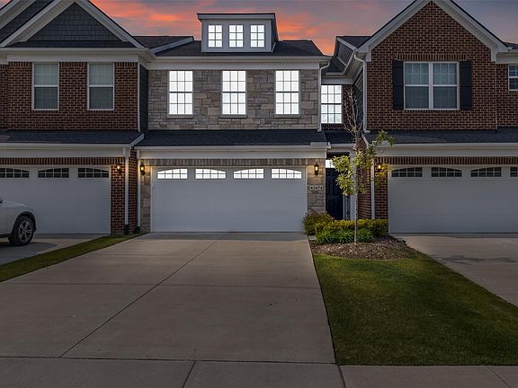 3rd image of 43474 Chancellor Ln SE #79