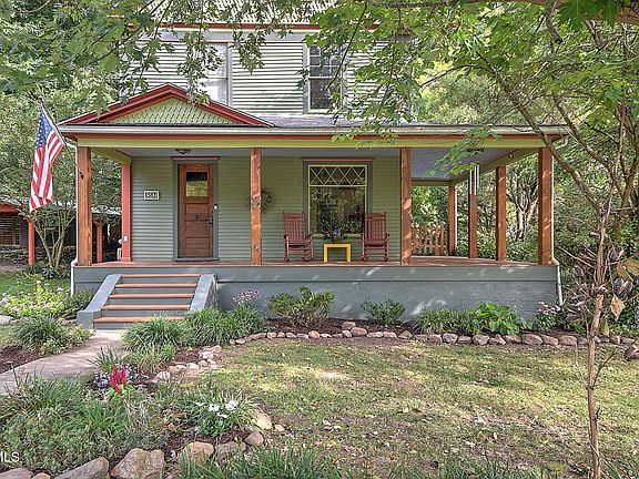 2nd image of 561 Clifton St