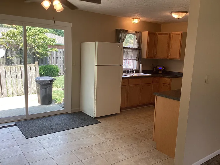 7058 S Manor Dr — Photo 6