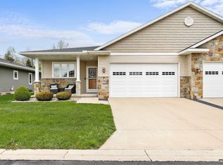 5764 Prairie Stone Dr, Mc Farland, WI 53558