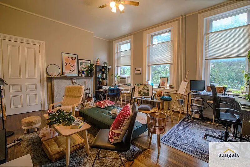 1 bed, 1.0 bath, $1,100 — Photo 4