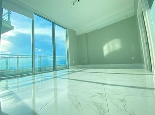 92 SW 3rd St APT 5206, Miami, FL 33130