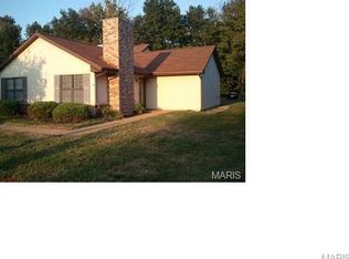 38 Rabbit Trail Dr, Washington, MO 63090