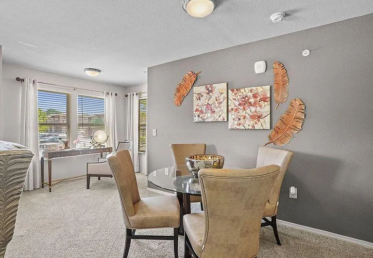 Icon at Broken Arrow Apartments — Photo 9