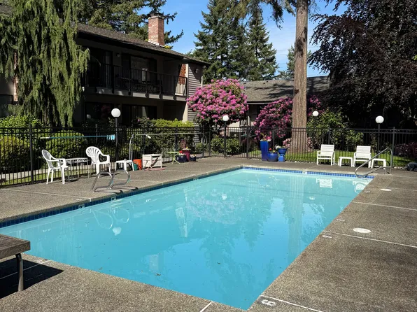 13509 Linden Ave N #Na, Seattle, WA 98133