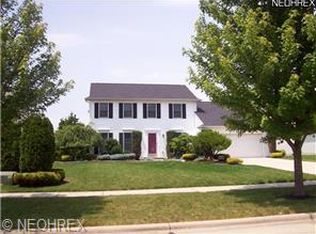 8423 Forest View Dr, Olmsted Falls, OH 44138