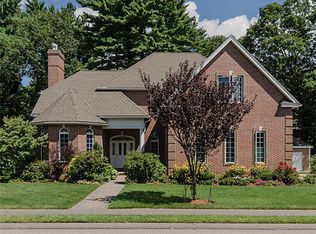 3 Ashley Ct, Lynnfield, MA 01940