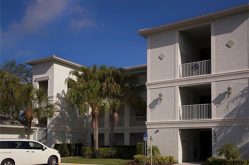 1st image of 500 Gardens Edge Dr #521