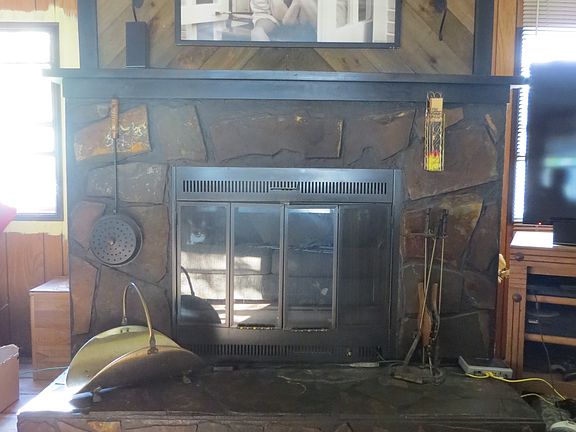 Wood burning fireplace!