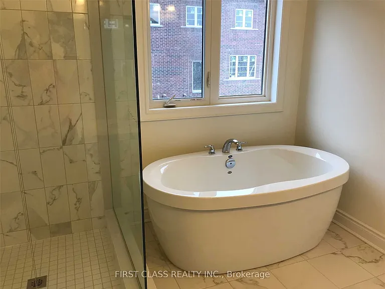 95 Hartney Dr — Photo 8