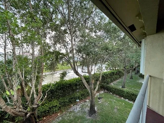 8460 NW 40th St #8460 — Photo 32