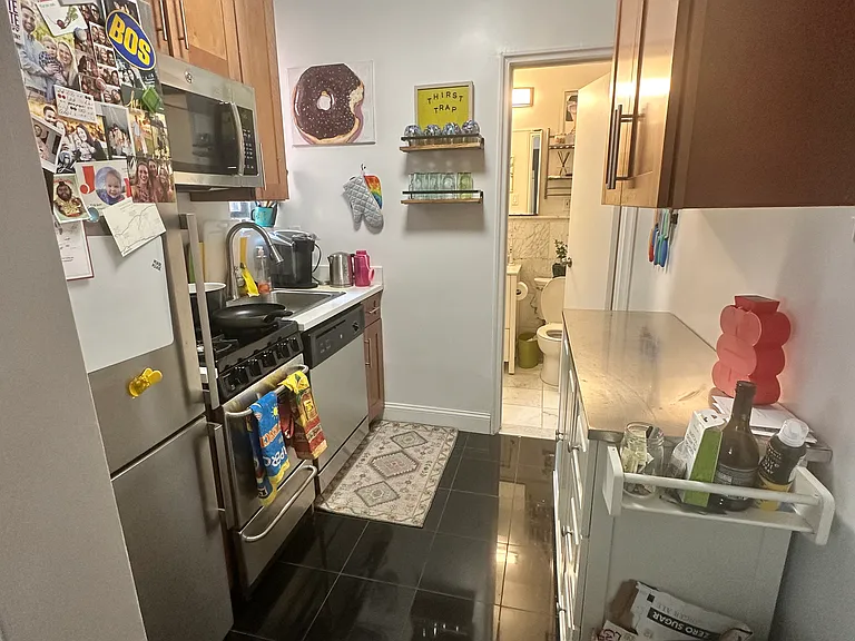 201 E 81st St #4D — Photo 5