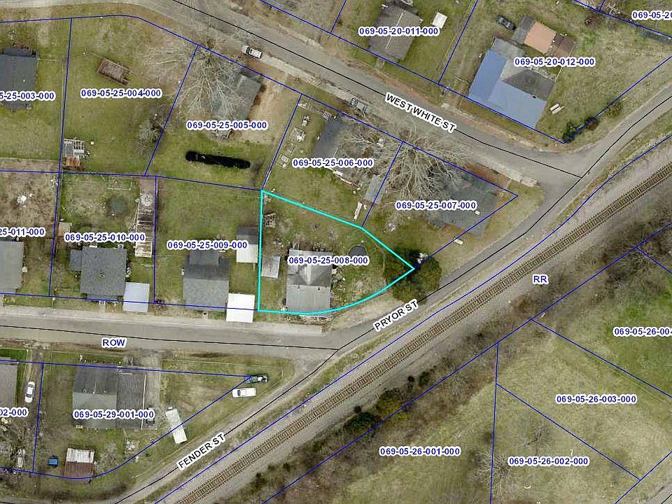 2nd image of 540 Pryor St
