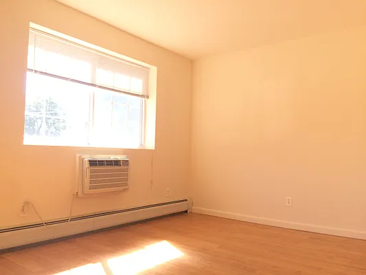 Rented by Walker Whiteside Pettibone, LREB | media 13