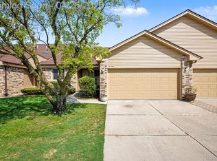 41326 Ambercrest Dr, Sterling Heights, MI 48314