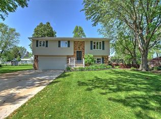 316 Loma Dr, Forsyth, IL 62535