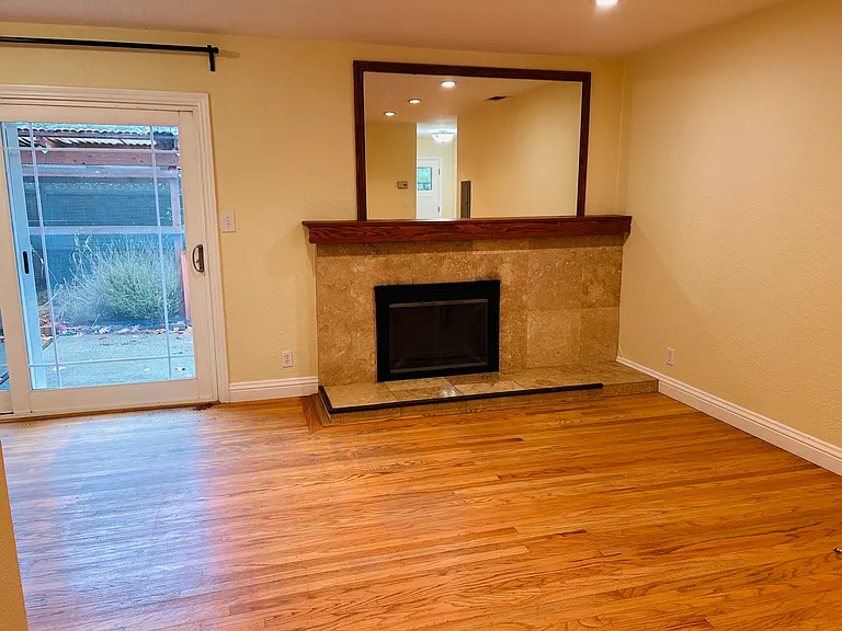 61 Jemco Ct — Photo 7