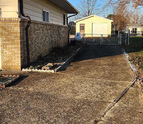 3rd image of 1523 Finn Drive