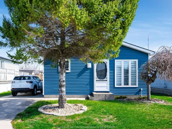 4 Hawthorne Dr, Essex, ON N0R 1J0