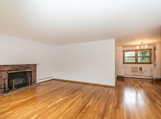 56 Dufton Rd, Andover, MA 01810