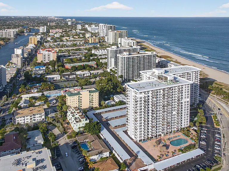 405 N Ocean Blvd #208 — Photo 48