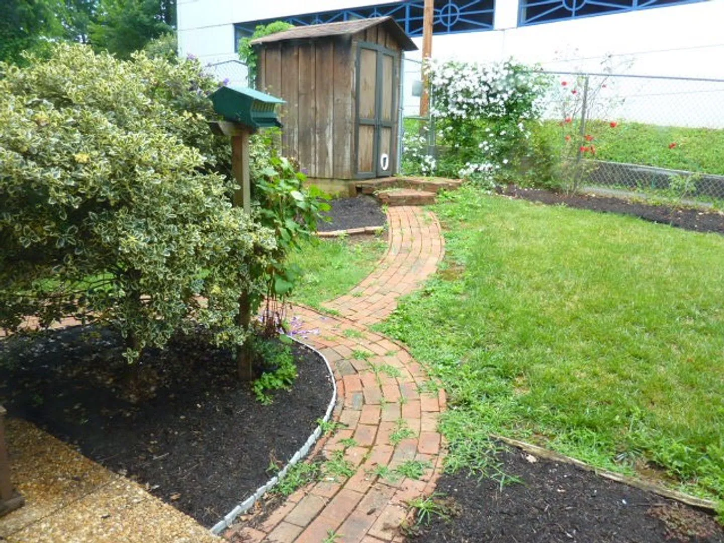 Waitlist for Aug2027Jul2028 Now Open! | 7BR / 5.5BA Home in Fort Sanders | Walk to UTK — Photo 3