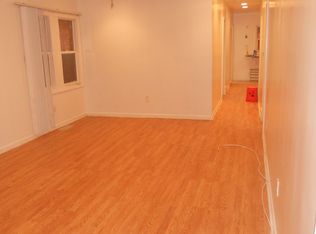 33 W 148th St, Harvey, IL 60426