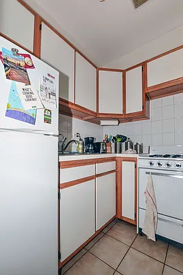 Rented by J Misrahi Realty Corp | media 14