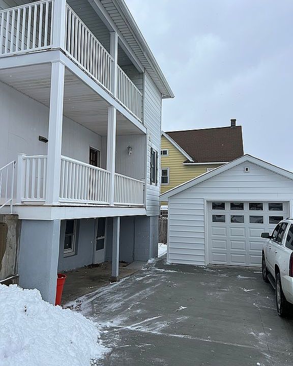 321 W Grove St, Dunmore, PA 18510 Zillow