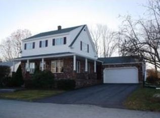 94 Alpine St, Manchester, NH 03102