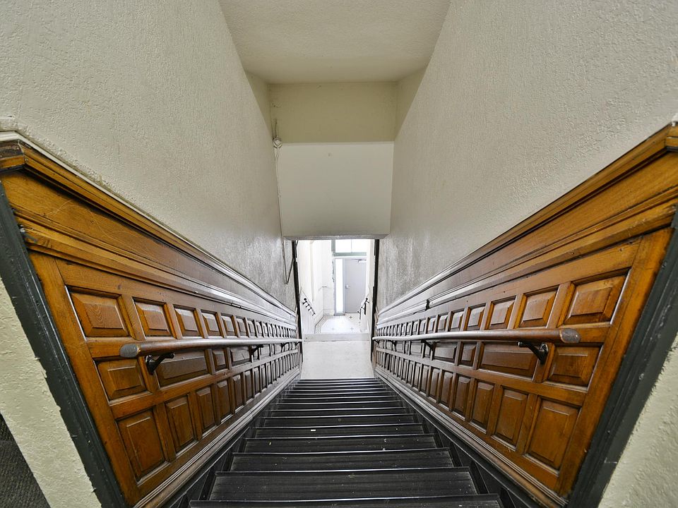 2nd image of 223 Cedar Ave S APT 22