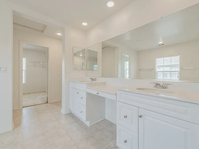 13093 Sugarloaf Dr — Photo 18