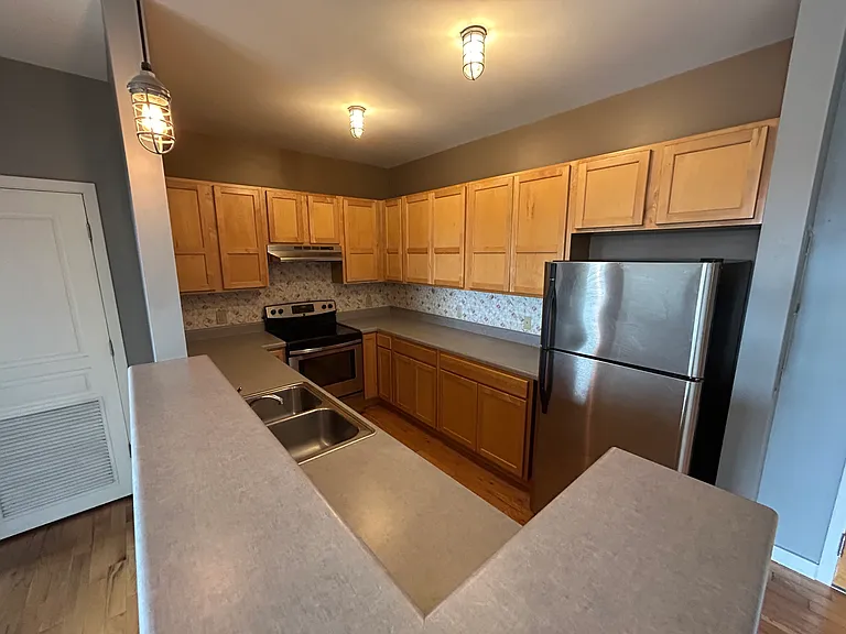 1609 Long St #303 — Photo 9