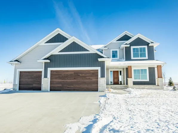 8030 59th St S, Horace, ND 58047