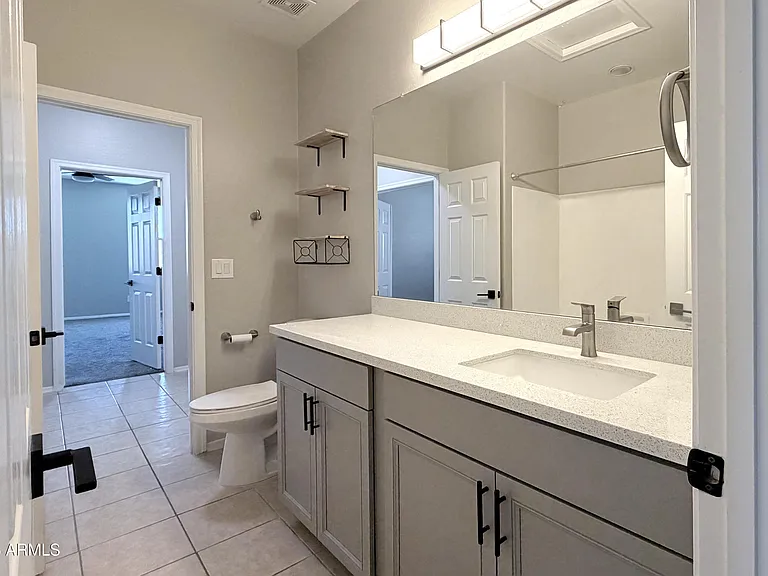 2499 W Lewis And Clark Trl — Photo 18