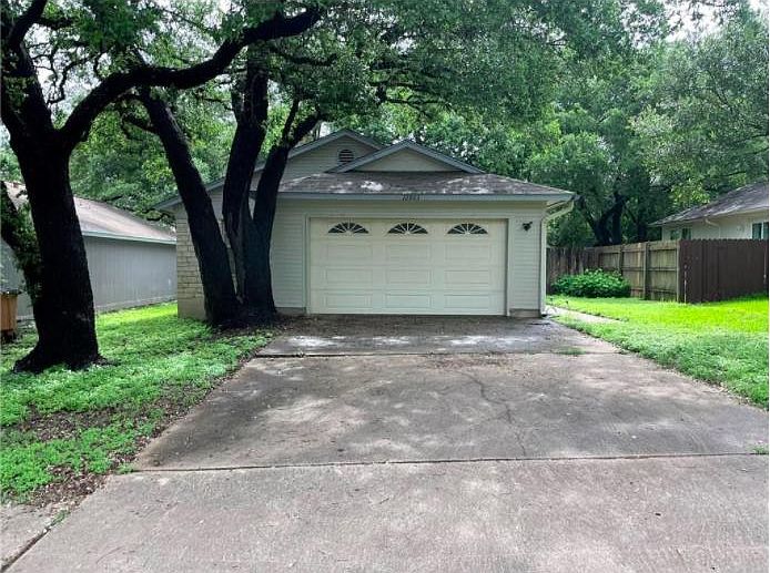 1st image of 12803 Heinemann Dr
