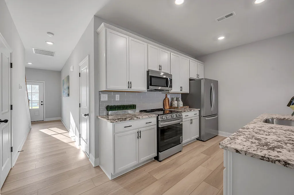 Bellingham Park Townhomes — Photo 4