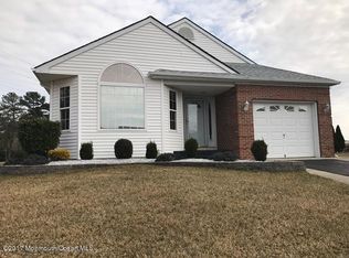 46 Abergele Ct, Toms River, NJ 08757