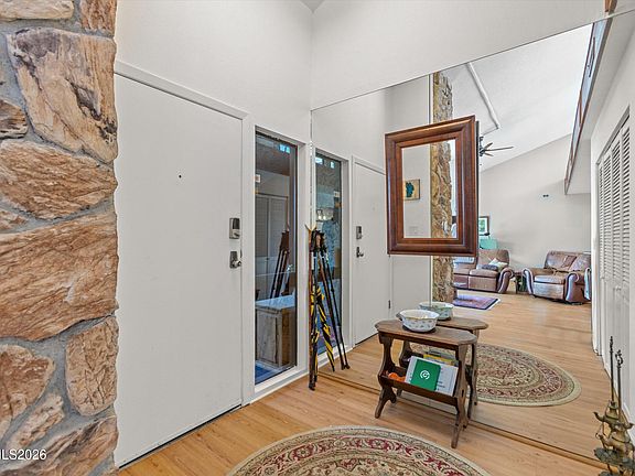 5th image of 524 Island Ave