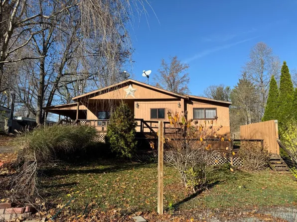 6586 Wizard Of Oz Way, Hillsboro, OH 45133