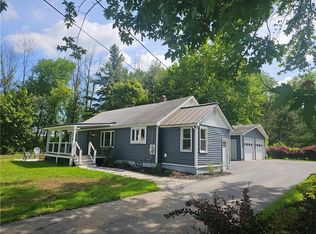6470 Salmon Creek Rd, Williamson, NY 14589