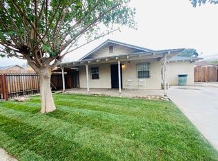 1748 Dallas St, Modesto, CA 95358