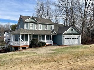 197 White Oak Rd, Thomasville, NC 27360