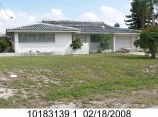 2833 SE 17th Ave, Cape Coral, FL 33904