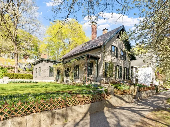 23 Lexington Rd, Concord, MA 01742