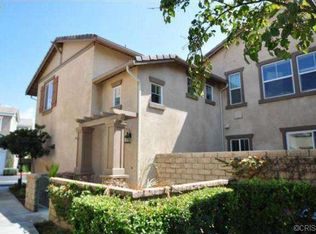 27472 Riverside Ln, Santa Clarita, CA 91354