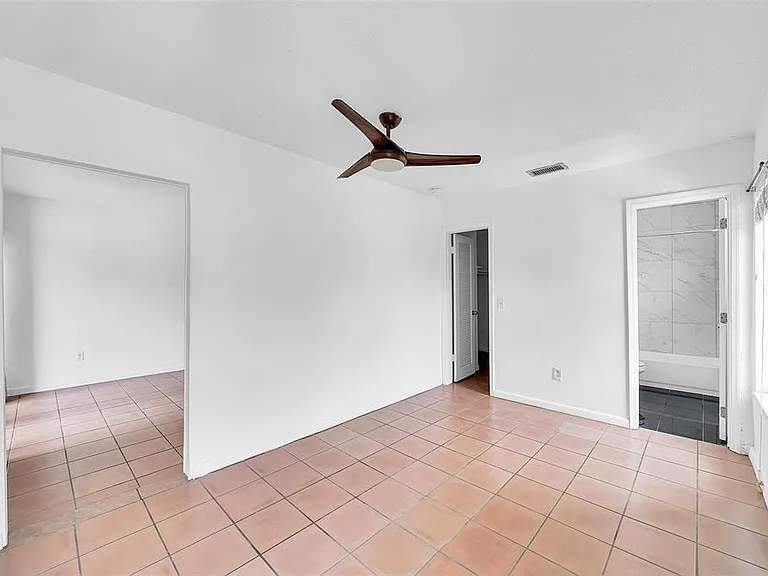 1005 SW 15th Ave #10 — Photo 19