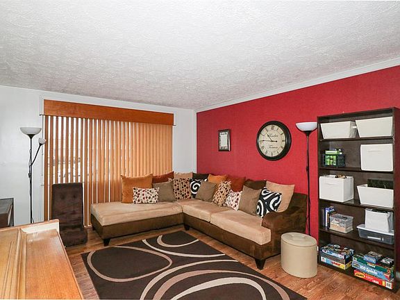 5th image of 5616 Penway Ct